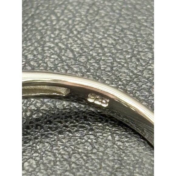 New Condition Sterling Silver Green Cubic Zirconia Ring Claddagh Size 7 - Picture 11 of 11